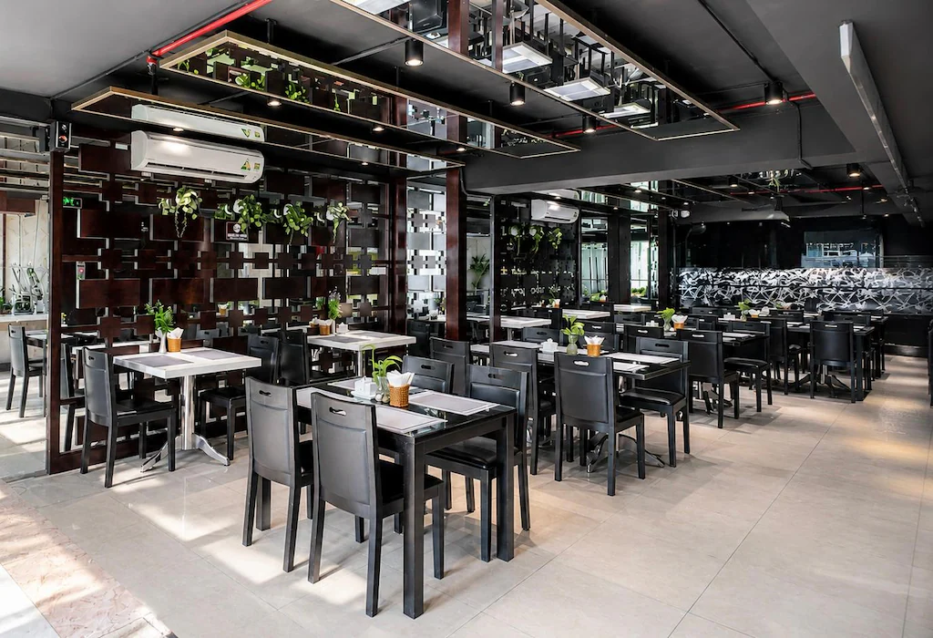 Queen Ann Hotel HCM — Ảnh 9